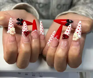 ネイル アステリ所属・猪俣 亜子のネイルデザイン