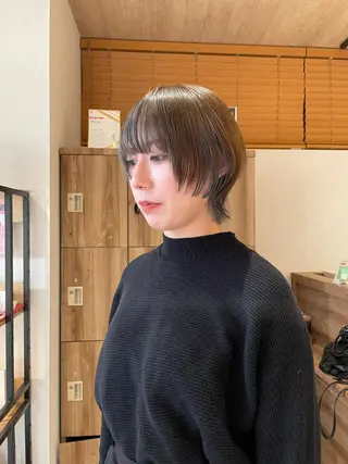 ショート カラー 似合わせ レイヤー須川のヘアスタイル