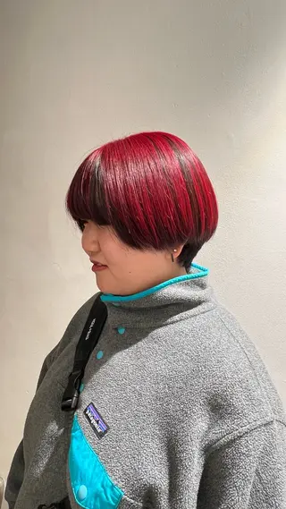 ショート カラー BUZZ 自由が丘所属・ogura hitomiのヘアスタイル