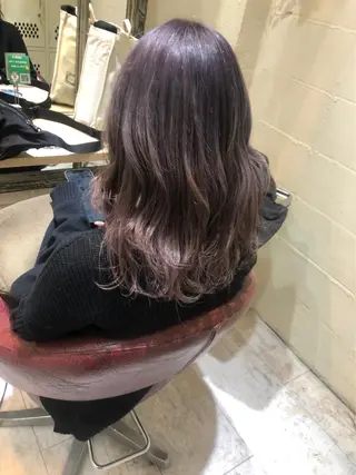 ミディアム カラー PANOL 秀島のヘアスタイル