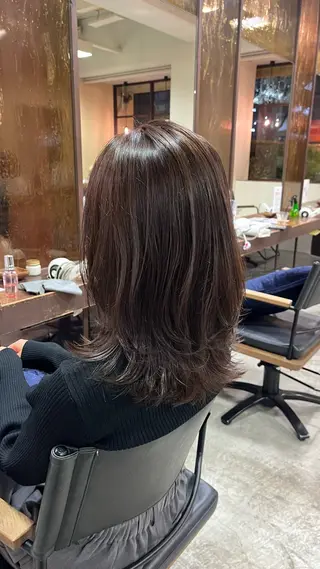 ミディアム 田中 鈴乃のヘアスタイル