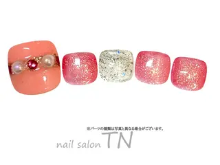 ネイル 矢川 まどかのネイルデザイン