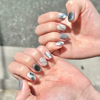 ネイル シモダ カスミ 🦀 @ksm_smdのネイルデザイン