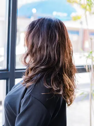 セミロング パーマ HairCraft.所属・難波 侑希のヘアスタイル