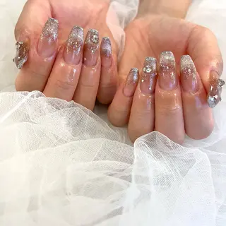 ネイル Cleo伏見店🌿 Momokaのネイルデザイン