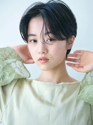 ショート MOE 🌙新宿三丁目のヘアスタイル