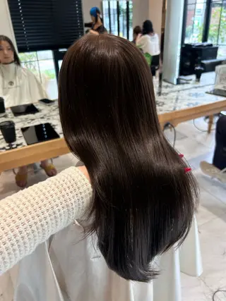 カラー miko🪽地毛風/ ハイトーン/レイヤーのヘアスタイル