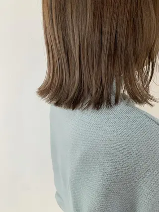 ショート カラー PHIDGE所属・山下 千明のヘアスタイル