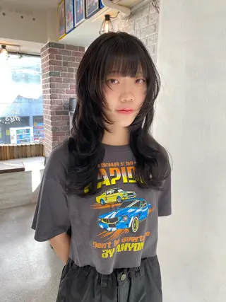 セミロング レイヤーウルフ エクステ磯部のヘアスタイル