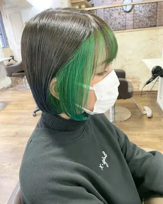 ショート カラー nico...所属・遠藤 拓馬のヘアスタイル