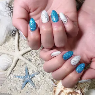 ネイル NEO Beauty Salon所属・𝐍𝐄𝐎 𝐉𝐔𝐑𝐈のネイルデザイン