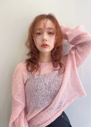 ミディアム カラー AiM 大名　似合わせカットのヘアスタイル