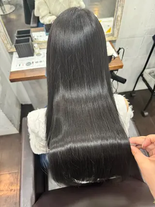 ロング 難波 茜のヘアスタイル