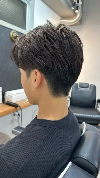 メンズ 律喜/パーマ /メンズ/フェードのヘアスタイル