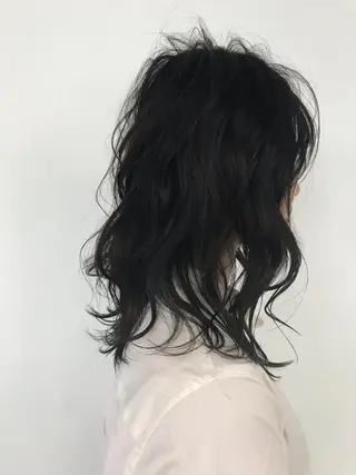 セミロング パーマ steed tokyo所属・KOOKI スティードトーキョーのヘアスタイル