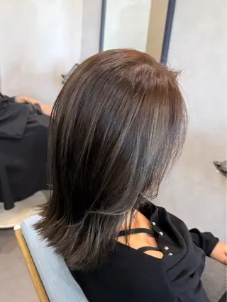 ミディアム 髪のお悩みお任せ ください坂 要司のヘアスタイル