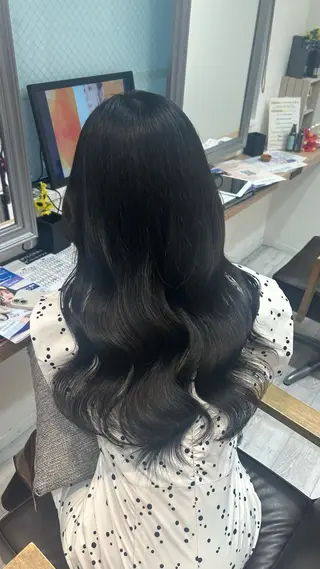 ロング カラー まい🎀ピンク💝 透明感/髪質改善のヘアスタイル