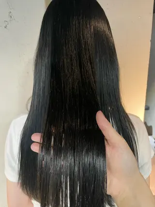 ロング カラー 透明感・美髪 monsoワニベユナのヘアスタイル