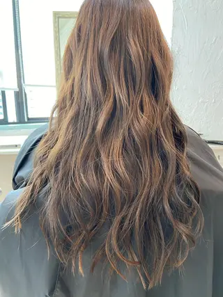 ロング カラー 宮本 玲那のヘアスタイル