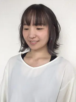 ショート カラー aW HAIRカンノ カナエのヘアスタイル