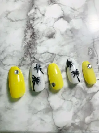 ネイル マルサンカクシカク所属・○△□ 守口市のネイルデザイン