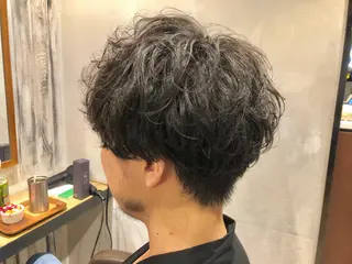 パーマ メンズ 佐藤 和弥のヘアスタイル