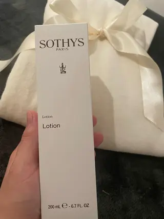 小顔/リンパ/マッサージL.sana所属・小顔/フェイシャル L.sanaのエステ・リラクイメージ