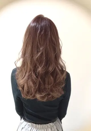 セミロング ブリーチなしダブル/ レイヤーカット 小棹のヘアスタイル