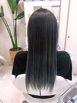 ロング 阿部 美咲のヘアスタイル
