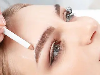 アイブロウ salut honami🫧のマツエク・マツパデザイン