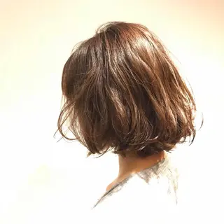 ミディアム カラー BIANCO北堀江 AKANEのヘアスタイル