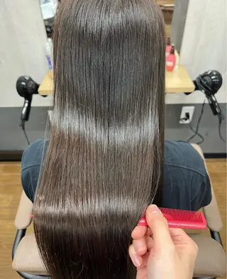 ロング TELA HAIR 幕張本郷所属・TELA HAIR 幕張本郷店　千尋のヘアスタイル