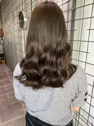 カラー AYANE 韓国ヘア /レイヤーカットのヘアスタイル