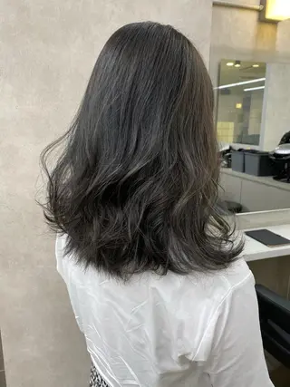 ミディアム カラー 柔らかbeige モトキのヘアスタイル