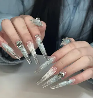 ネイル D-BEAUTY Nailsalonのネイルデザイン