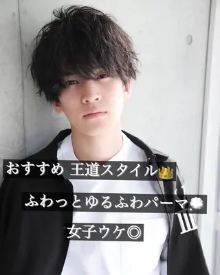 ショート パーマ ヘアアレンジ メンズ 外苑前NO.1艶髪 透明感カラーのヘアスタイル