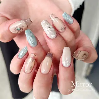 ネイル nailsalon Mirrorのネイルデザイン