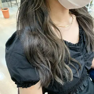 ロング カラー 🌈re-room EIKI🇰🇷のヘアスタイル