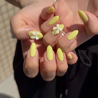 ネイル Sarina ⋆⭒˚ mavieのネイルデザイン