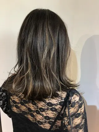 ミディアム カラー 🎀トレンドヘア🎀 MIKUのヘアスタイル