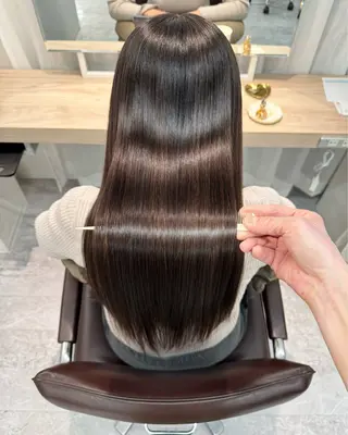 ロング 🫧岡野/透明感🍃 /髪質改善🫧のヘアスタイル