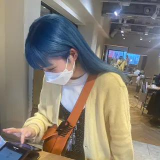 セミロング カラー io所属・io濱川 遥のヘアスタイル