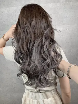 カラー ＿WHITE鳳店 アンダーバーホワイトのヘアスタイル