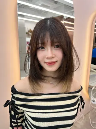 ミディアム 宮嶋 蓮のヘアスタイル