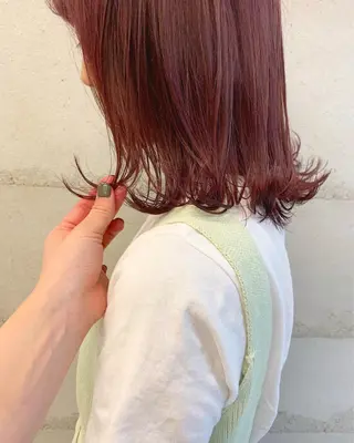 ショート 透明感/オリーブ/ グレージュ/YUKAのヘアスタイル