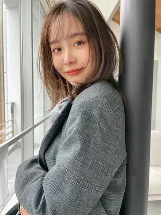 ミディアム 透明感🎀LOREN エリコ🌈のヘアスタイル