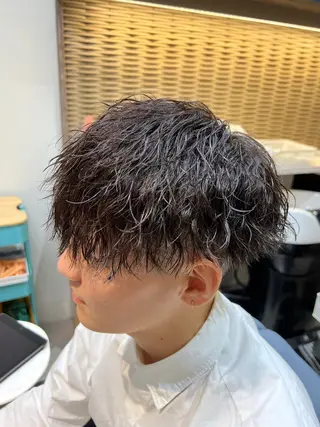 パーマ メンズ 伊藤 海のヘアスタイル