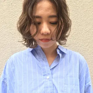 ショート カラー ヘアアレンジ BRUNTJET所属・MAEDA MADOKAのヘアスタイル