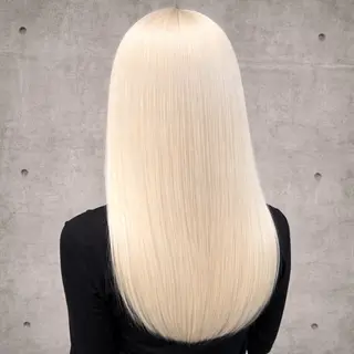 ミディアム カラー ✨ブリーチ支持No1 複雑履歴修正/舘岡のヘアスタイル