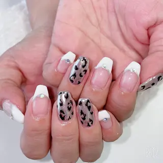 ネイル The Best Beauty受付担当のヘアスタイル